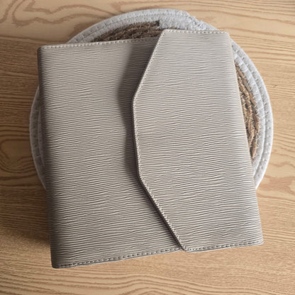 Binder A5 Luxe premium trifold