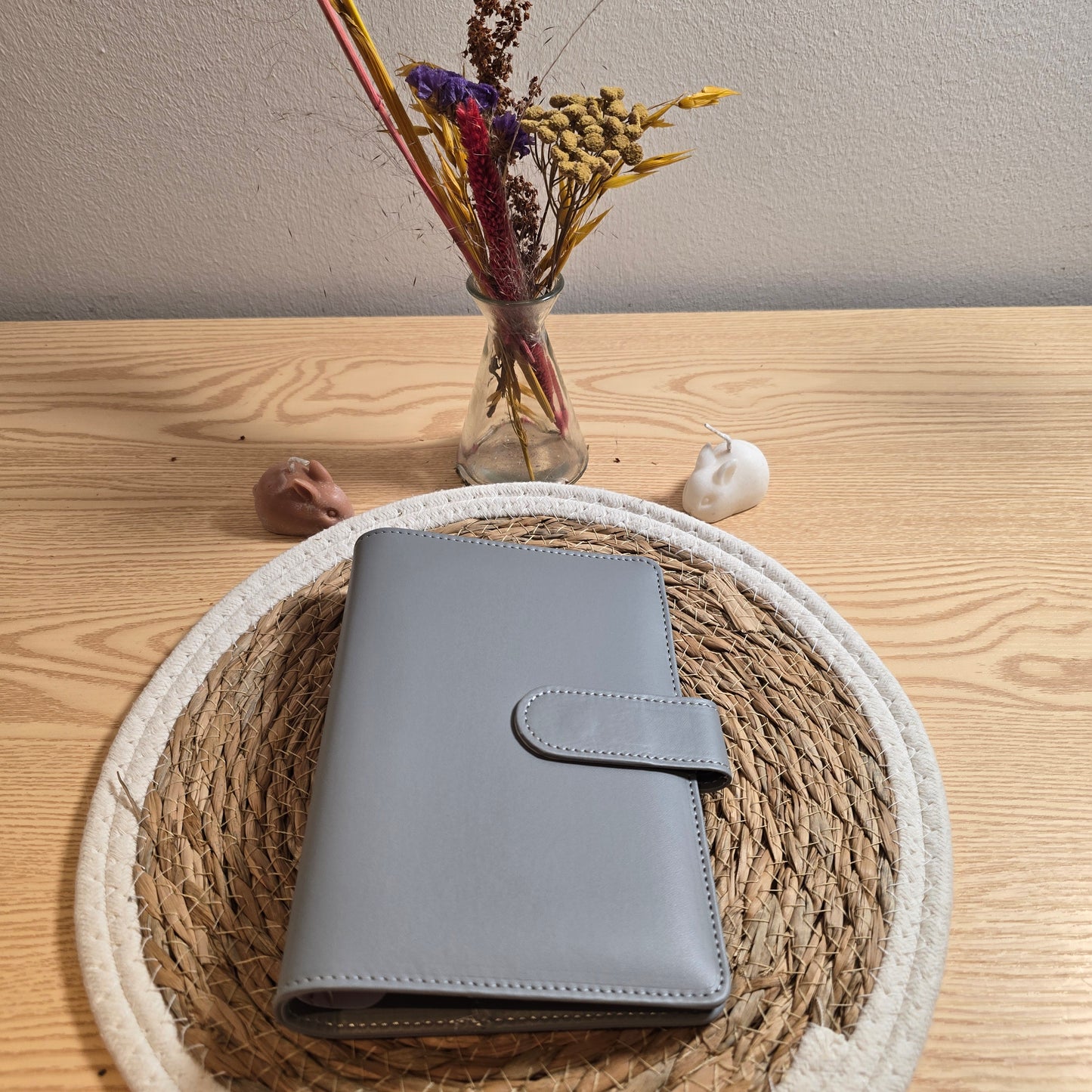 Binder A6 Budget magneetsluiting