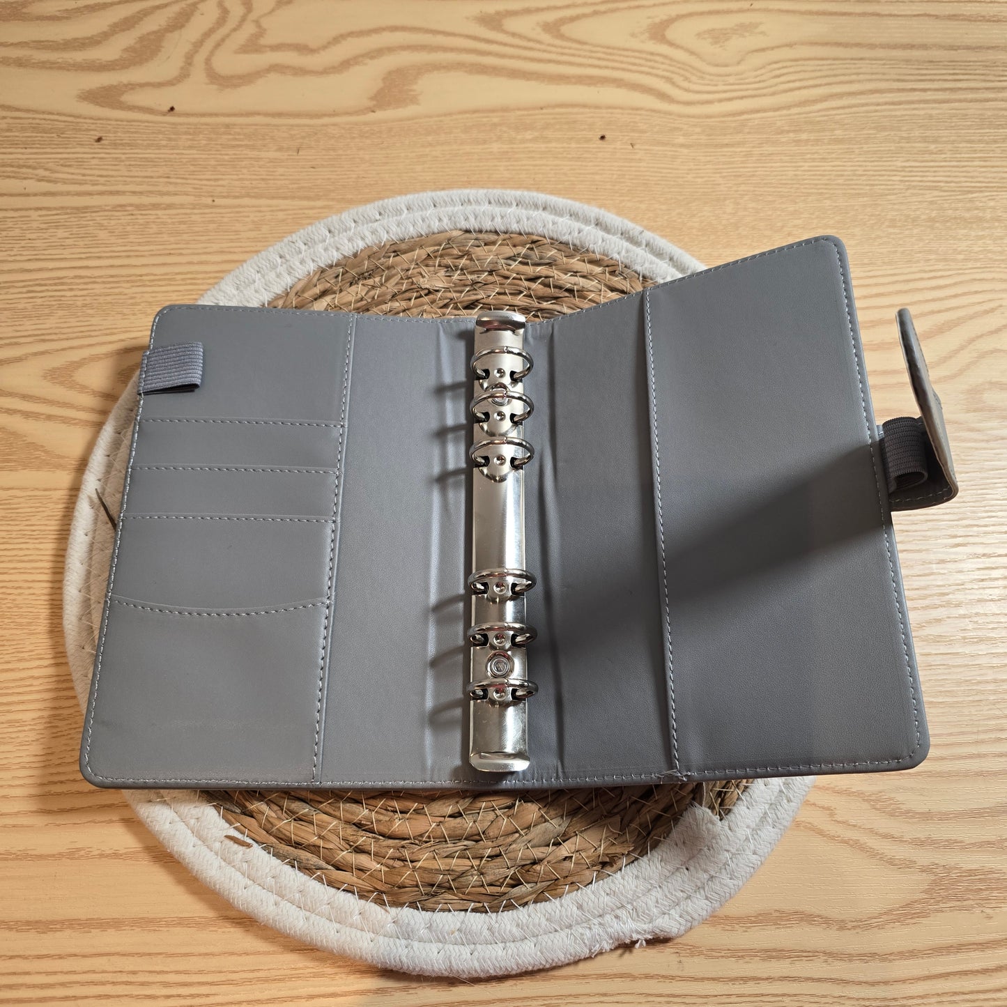 Binder A6 Budget magneetsluiting